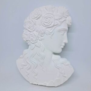 PŁASKORZEŹBA KOBIETA